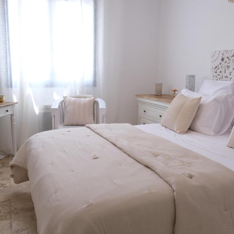 charming family house with private pool, near the center of arles, quiet, in the camargue natural park – 8 people - Villa 4 Chambres - 29