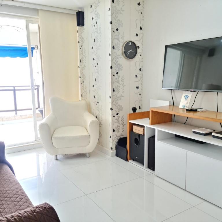 Apartamento con Vista al Mar Torremarina Premium - Apartamento de 2 dormitorios con vistas al mar - 6