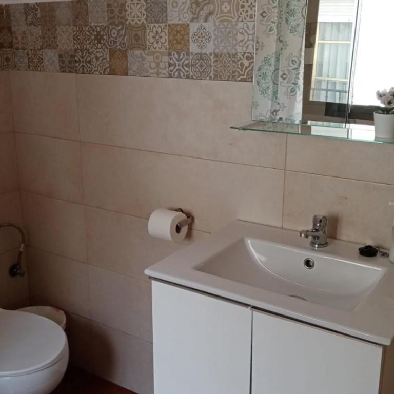 Habitaciones Taberna de Mauro - Double Room with Balcony - 2