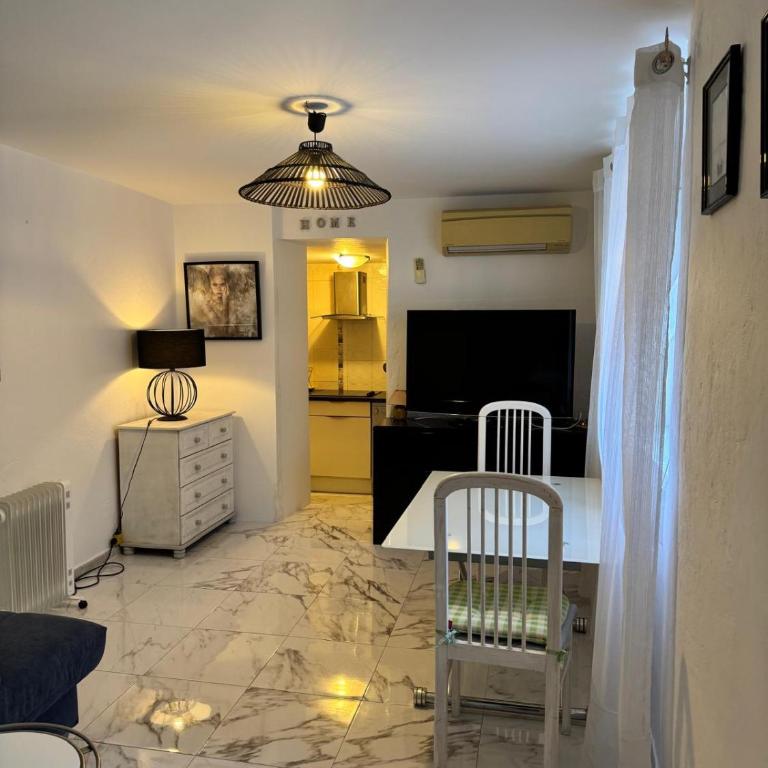 Paisible deux pièces - Appartement 1 Chambre - 6