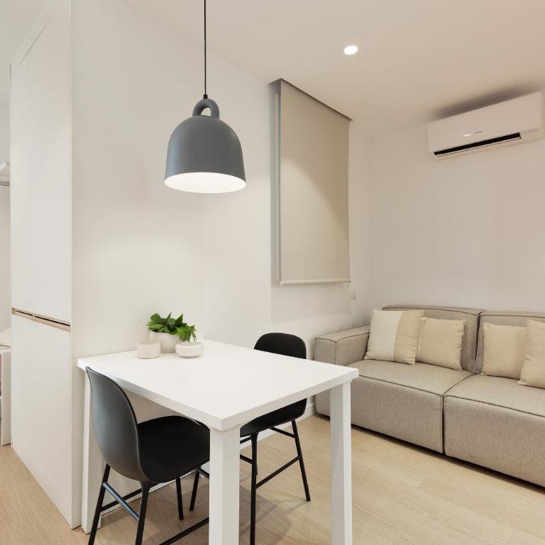 Ola Living Santa Anna - Penthouse Apartment - 8
