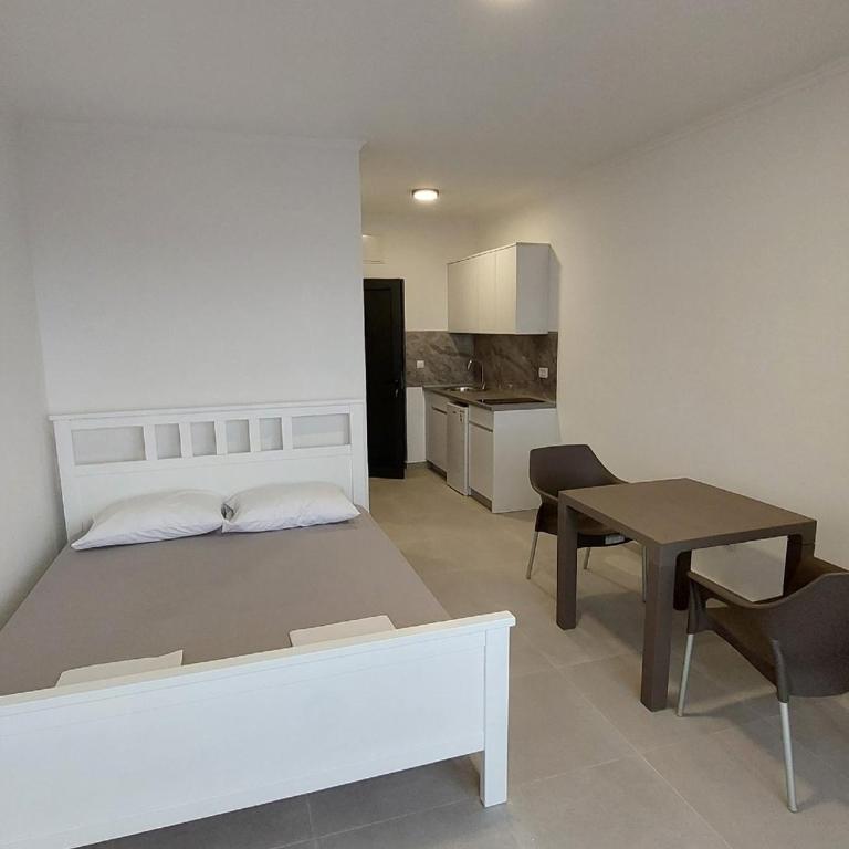 Top Apartments - Apartment - 3