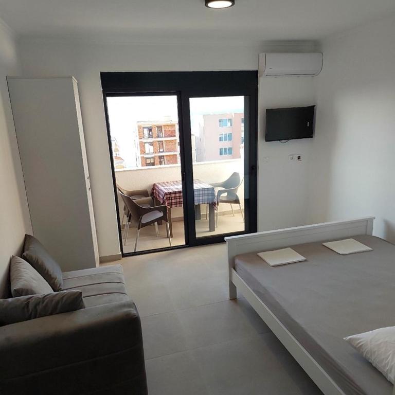 Top Apartments - Apartment - 3