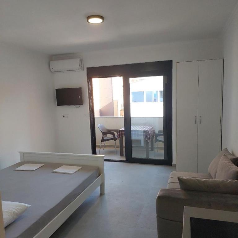 Top Apartments - Apartment - 3