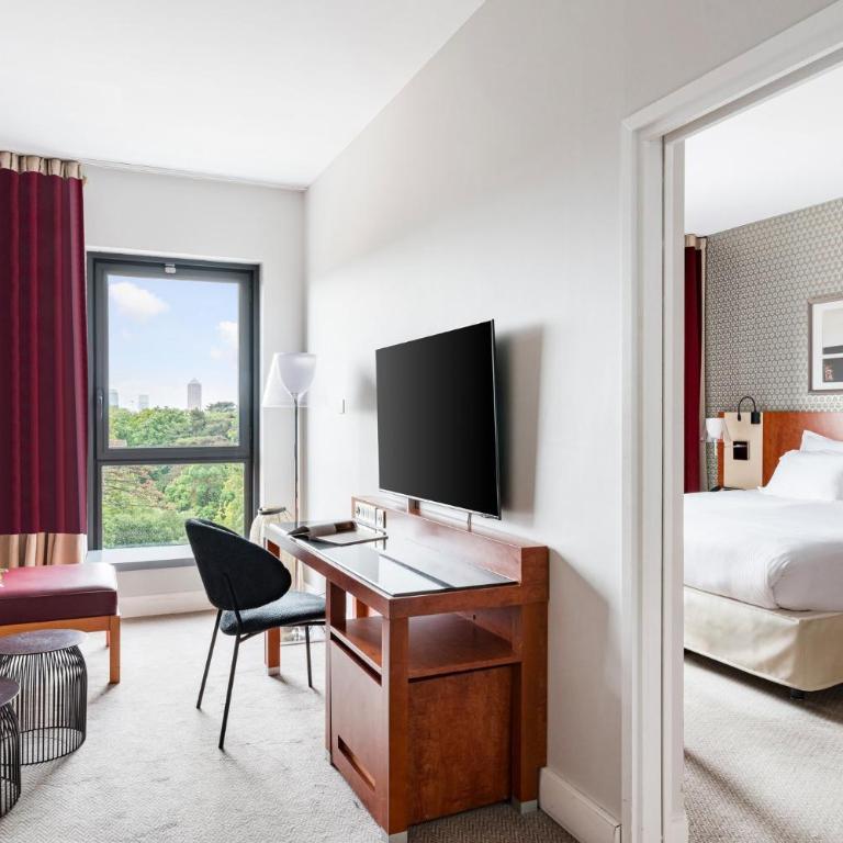 Crowne Plaza Lyon - Cité Internationale - Suite 1 Chambre - 2