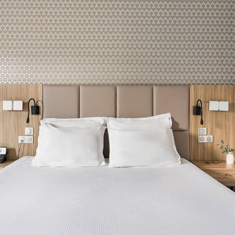 Crowne Plaza Lyon - Cité Internationale - Luxueuse Chambre King avec Balcon - 4