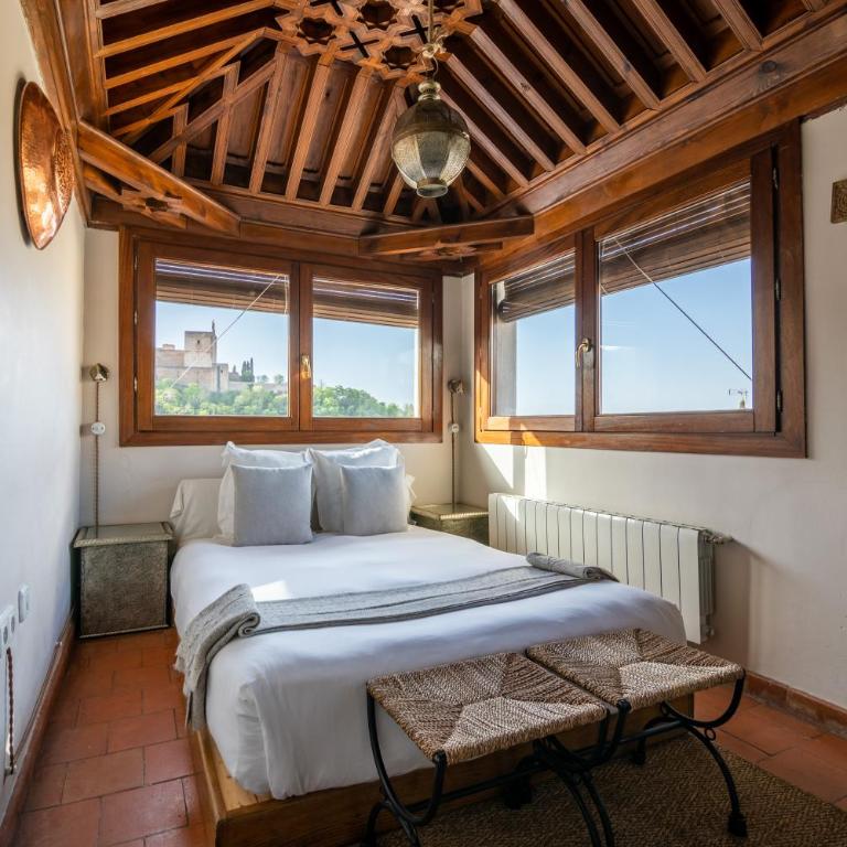 Casa Bombo - Deluxe Double Room with Balcony - 5