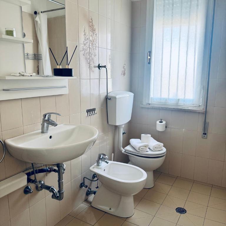 Casa Relax con parcheggio e jacuzzi , vicino al mare e al centro - Appartamento con 1 Camera da Letto - 17