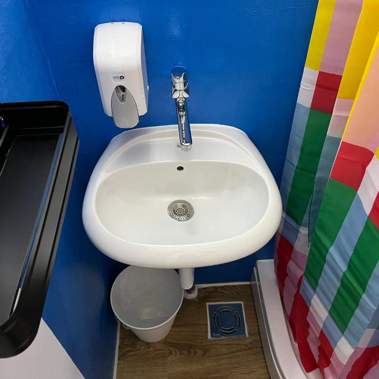 Chillton hostel - Triple Room with Private Bathroom - 3