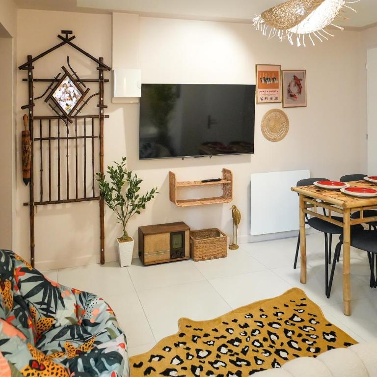 Spa sous le Mokuren - Escapade Zen à Blois - Two-Bedroom Apartment with Terrace - 18