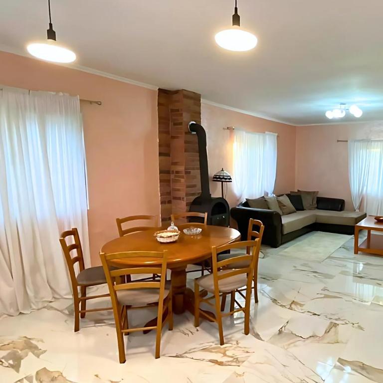 Tivat Garden Apartments - Near Airport & Beach, Quiet Stay - Two-Bedroom Apartment - 41