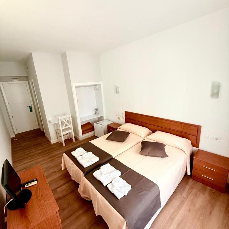 Costa De La Luz - Habitación Doble - 2 camas - 3