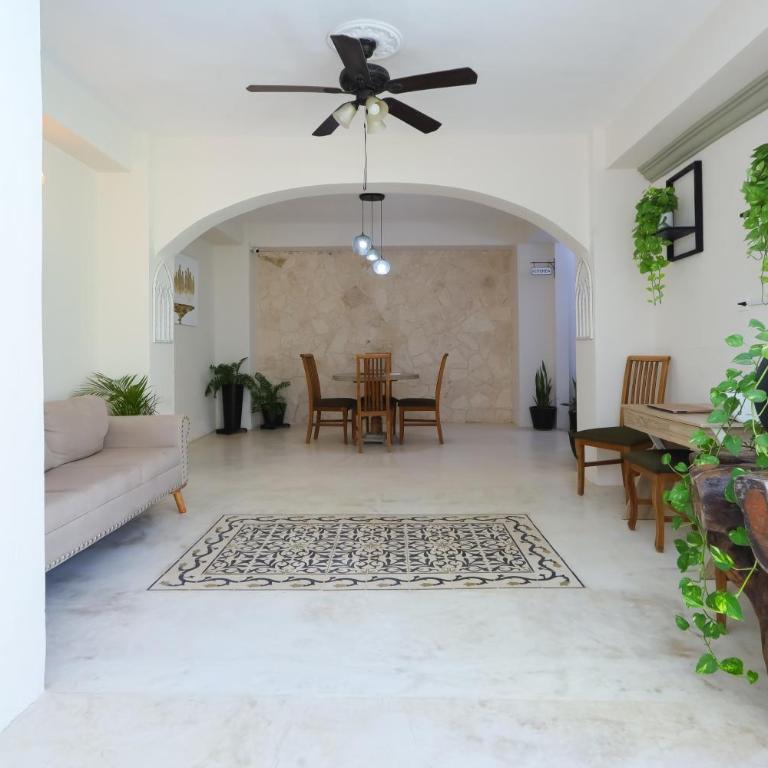 Casa Bien Estar - Centro Merida - Double Room with Pool View - 15