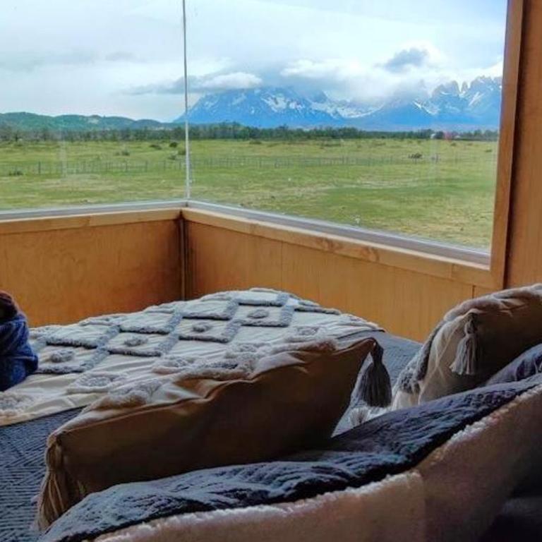 Vista al Paine - Refugio de Aventura - King Room with Mountain View - 3