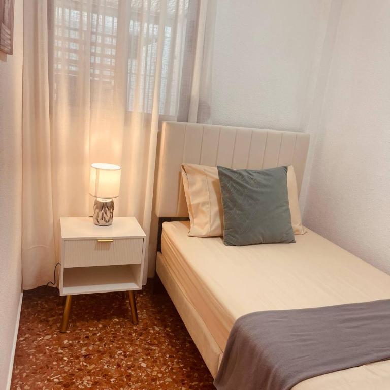 Cataleya Apartment - Three-Bedroom Premium Apartment with Balcony - 34
