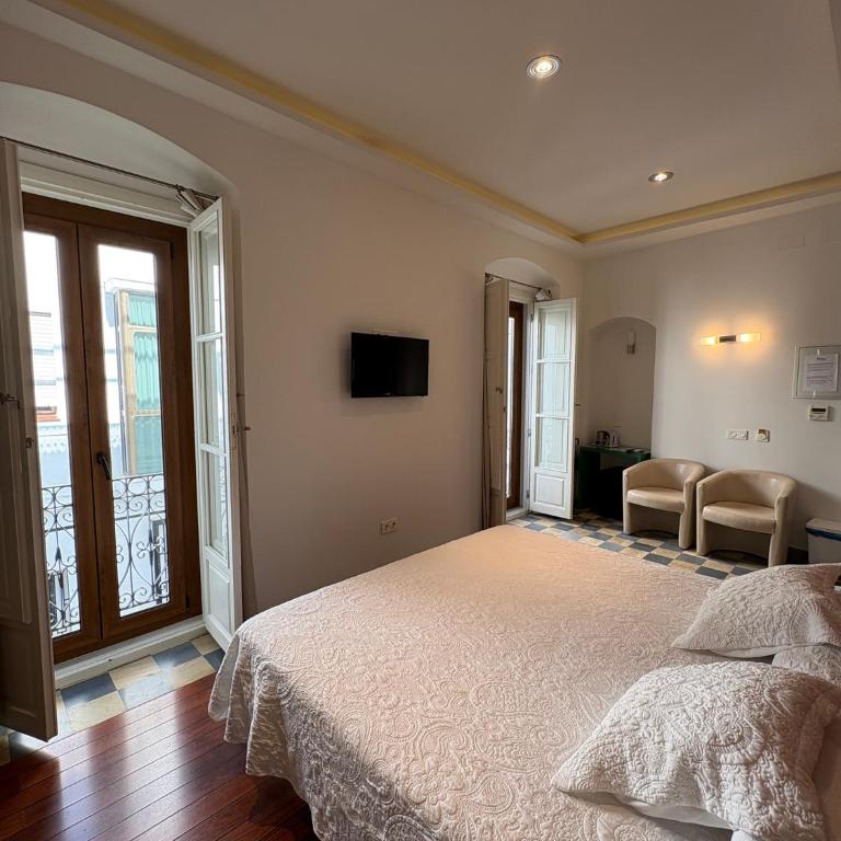 Hostal El Alojado de Velarde - Superior Double or Twin Room with Balcony - 9