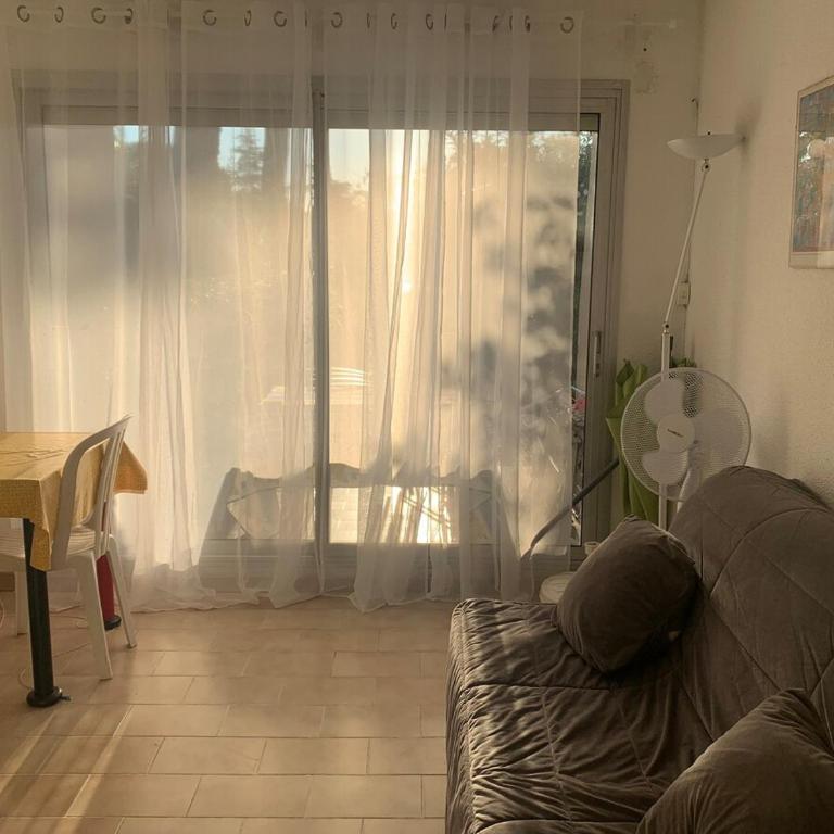 Antibes, Agreable appartement familiale en Rez de Jardin -2 piscines&tennis - Appartement 1 Chambre - 2
