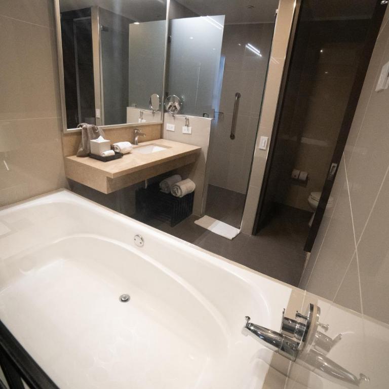 SHG Liv Zona G Hotel - Suite Deluxe - 17