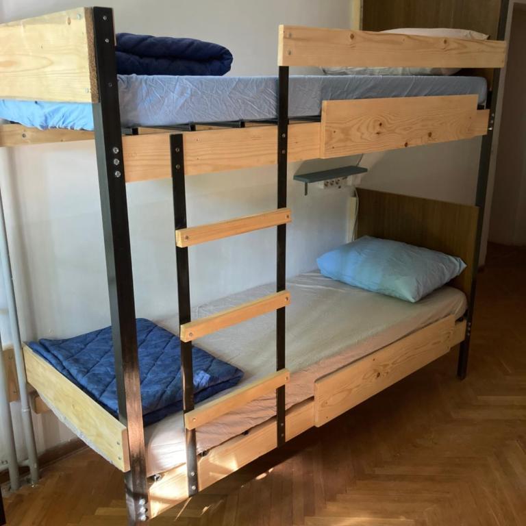 Chillton hostel - 6-Bed Mixed Dormitory Room - 14