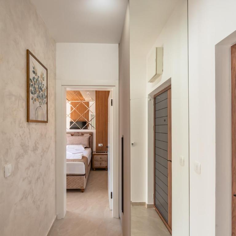 Wave Apartments - Dobra Voda - Apartman sa 1 Spavaćom Sobom, Balkonom i Pogledom na Planinu - 6