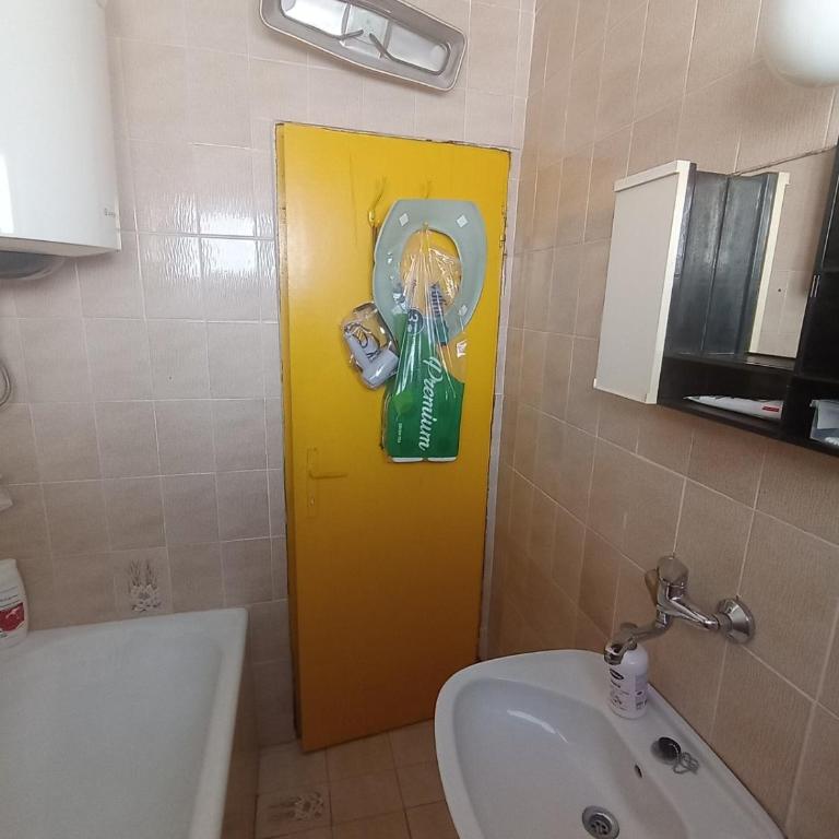 Vesela vila - Apartman sa 3 Spavaće Sobe - 12