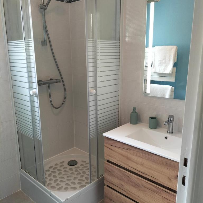 Appartement avec cour privée - Appartement - 4