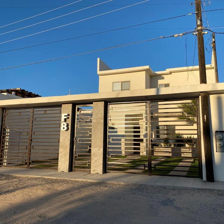 Private pool Modern Home - Casa con 1 dormitorio - 50