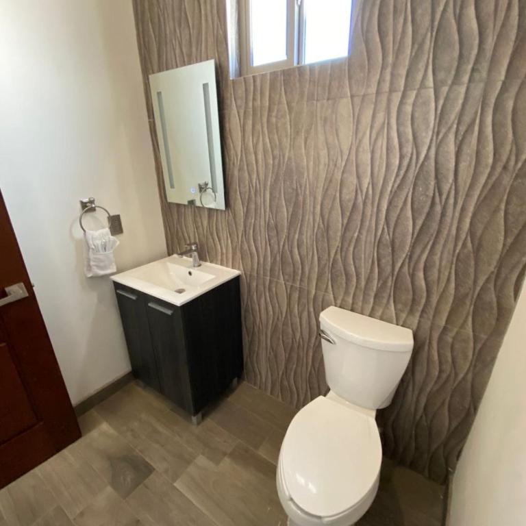 Private pool Modern Home - Casa con 1 dormitorio - 83