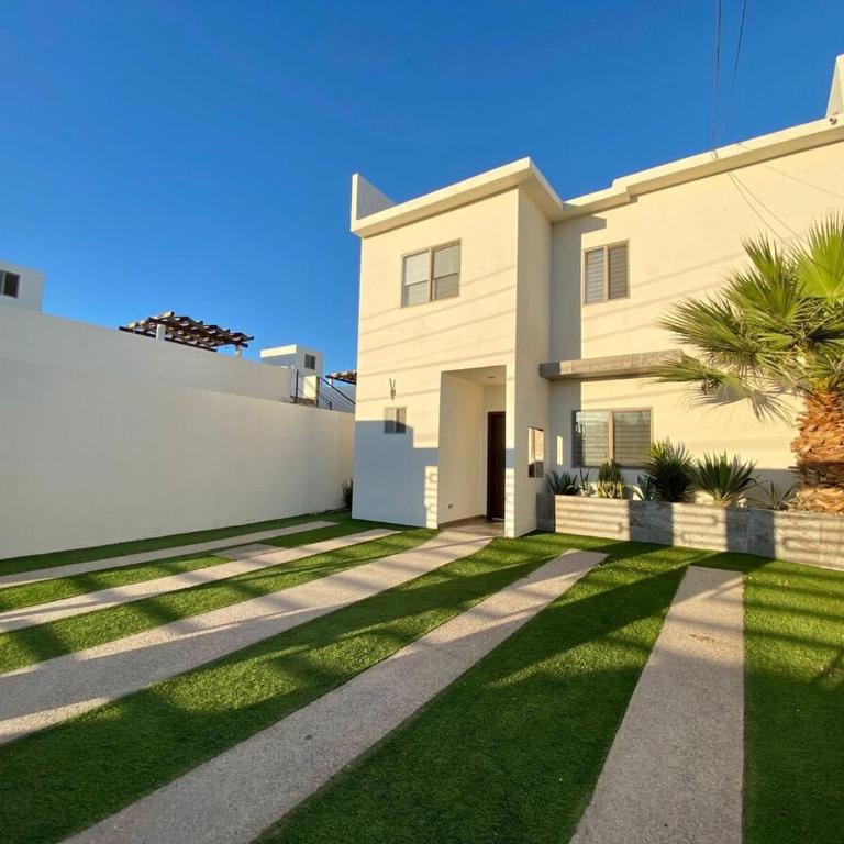 Private pool Modern Home - Casa con 1 dormitorio - 92