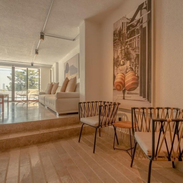 Castillo Grande Bayside Retreat 6BR 2 Homes - Vacation Home - 14