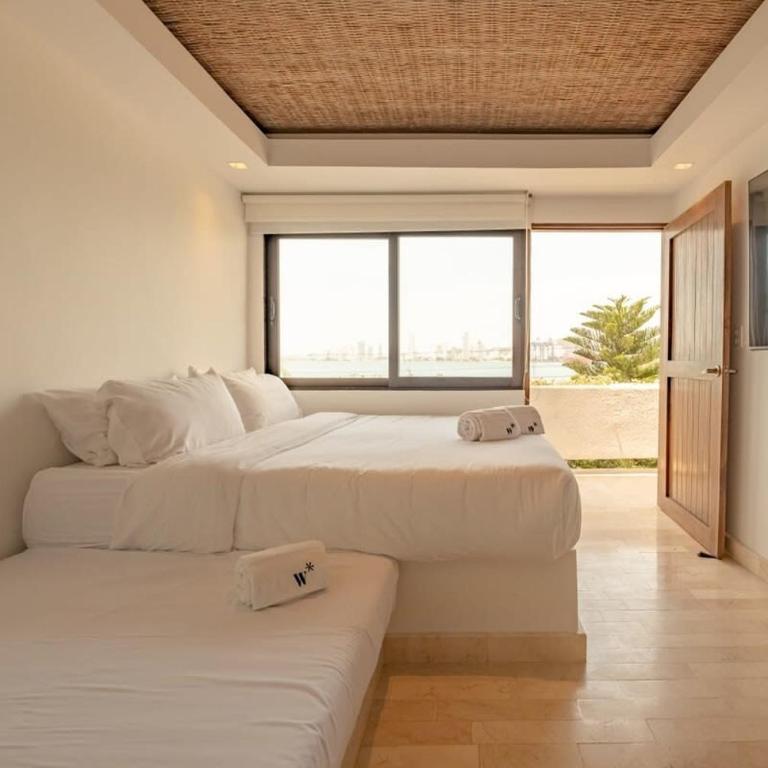 Castillo Grande Bayside Retreat 6BR 2 Homes - Vacation Home - 32