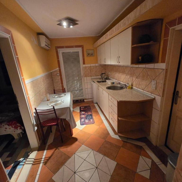 Sveti Georgie Apartments - One-Bedroom Apartment - 4