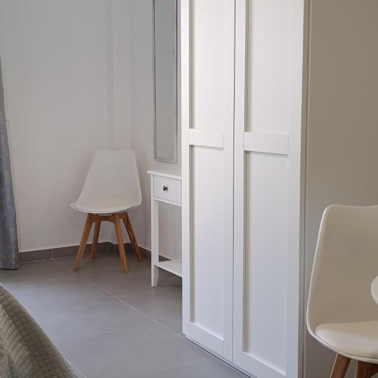 Sul Corso - Taormina Apartment B - Deluxe One-Bedroom Apartment with City View - 2
