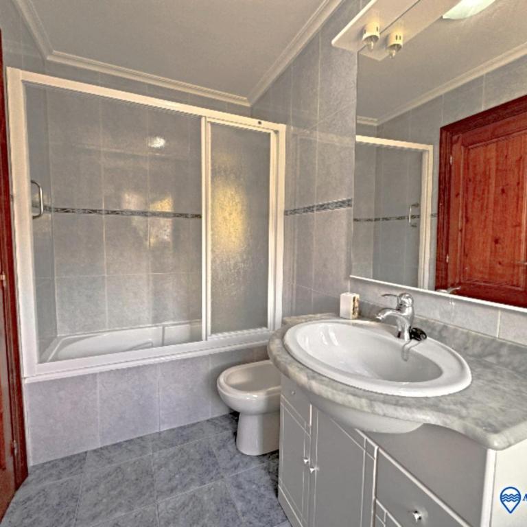 Cuetu el Tornu - Two-Bedroom House - 15