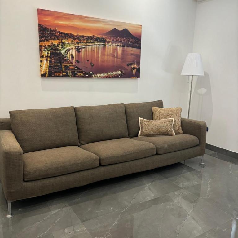 Louis Helen Apartment - Three-Bedroom Apartment - 2