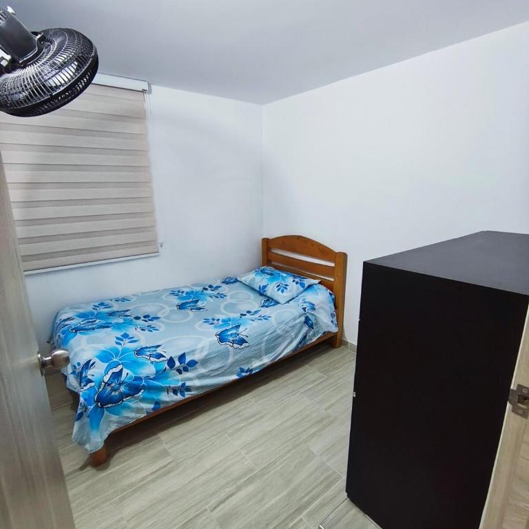 Espectacular Apartamento VIP Descanso Huilense - Apartamento de 3 dormitorios - 25