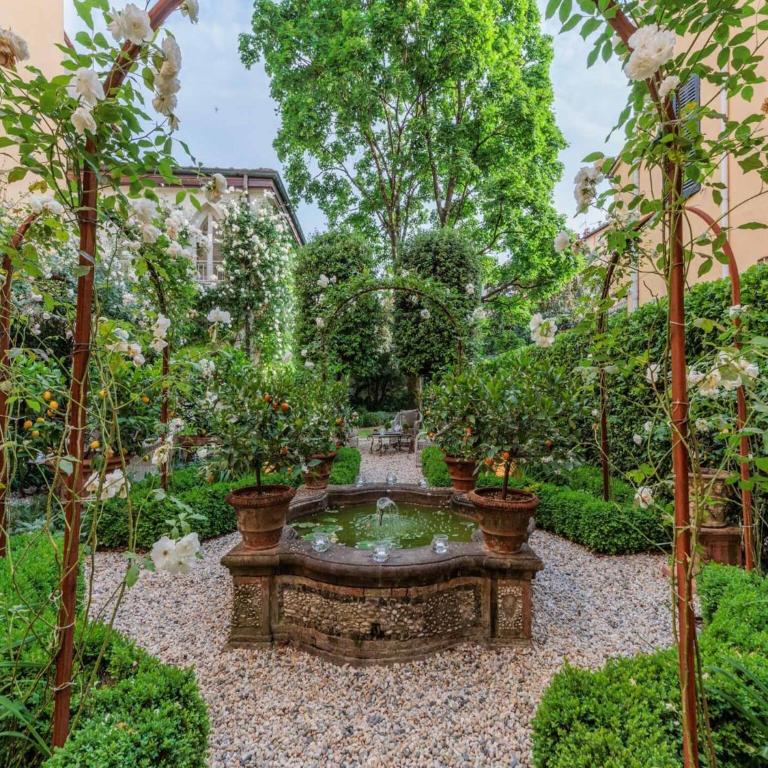 Apartment in Lucca near Historic Attractions - Two-Bedroom Apartment - 61