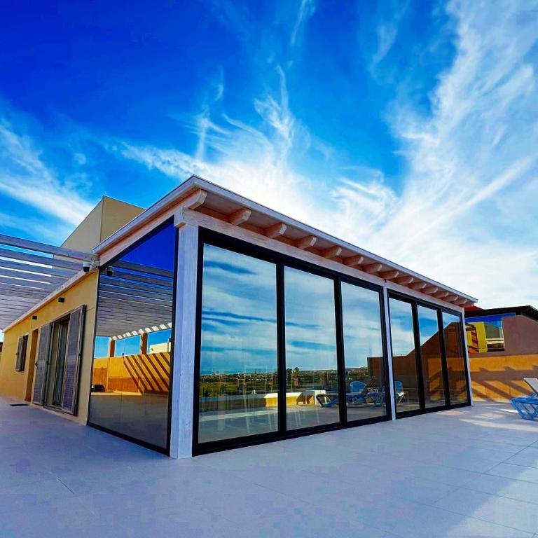 Serena Luxury House - Three-Bedroom Villa - 1