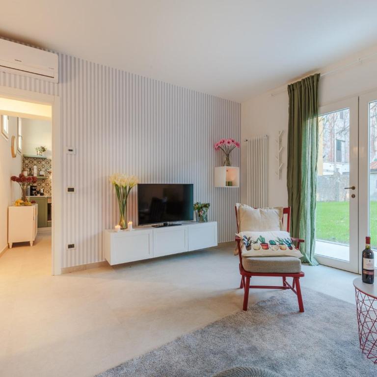 Charming apartment in Lucca Walls - One-Bedroom Apartment - 5