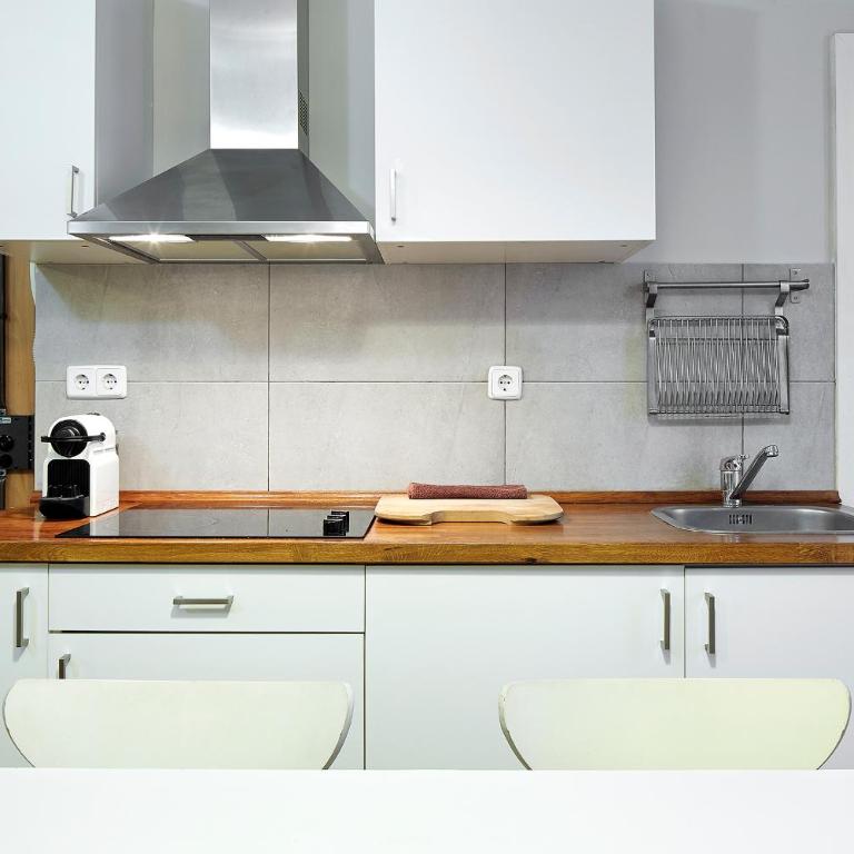 Barcelona Mercaders Apartments - Apartamento con balcón - 7