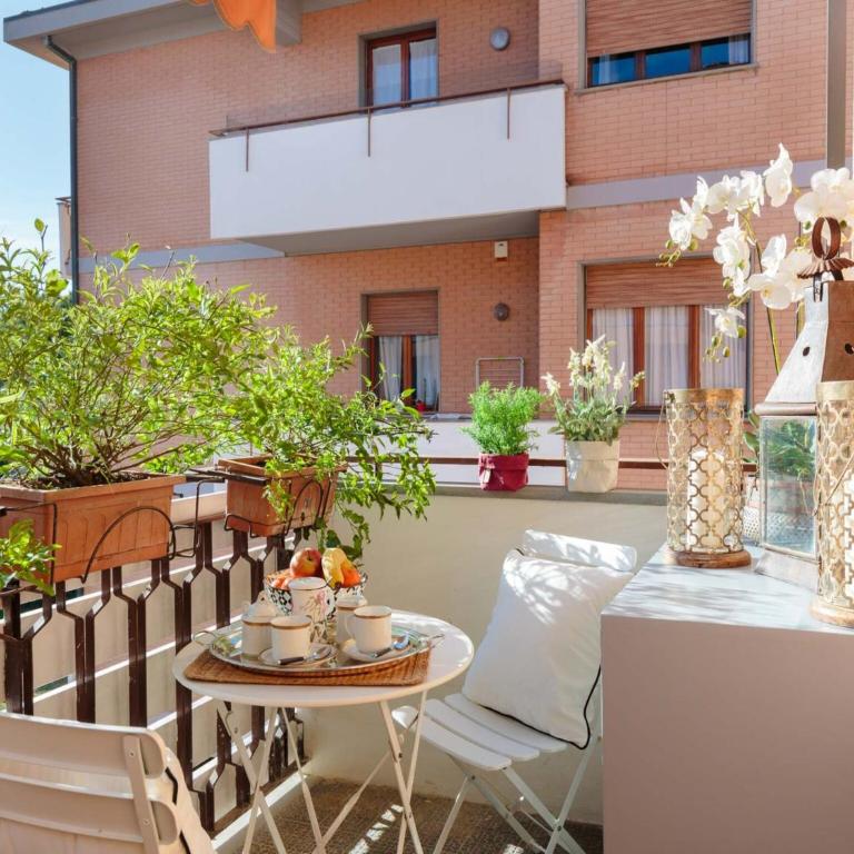 Apartment in Lucca near Historic Walls - Appartamento con 2 Camere da Letto - 63