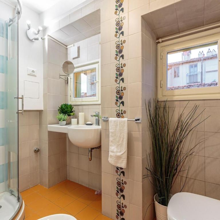 Apartment in Lucca with Rooftop Views - Appartamento con 2 Camere da Letto - 27
