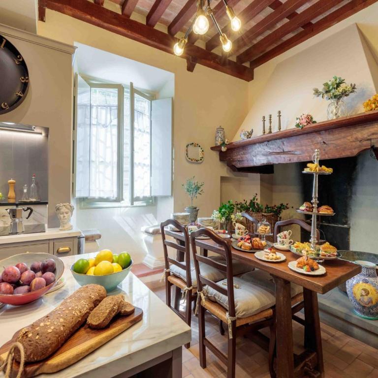 VILLA IL CASTELLO Vibrant Sanctuary of Enchanting Colours - Villa con 6 Camere da Letto - 42