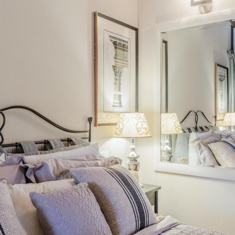 Penthouse in Lucca with Dome Views - Three-Bedroom Apartment - 28