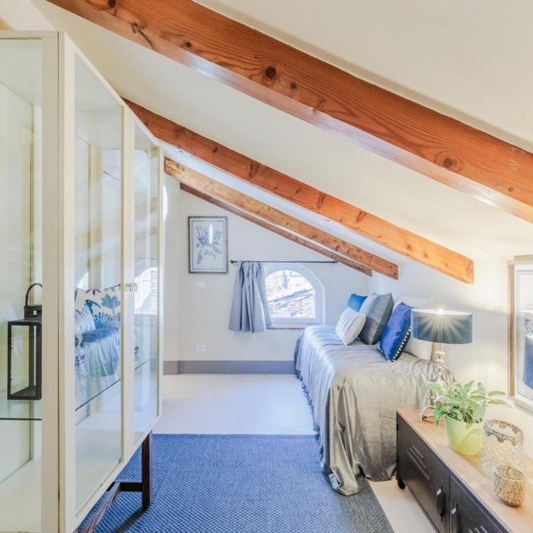 Penthouse in Lucca with Dome Views - Three-Bedroom Apartment - 43