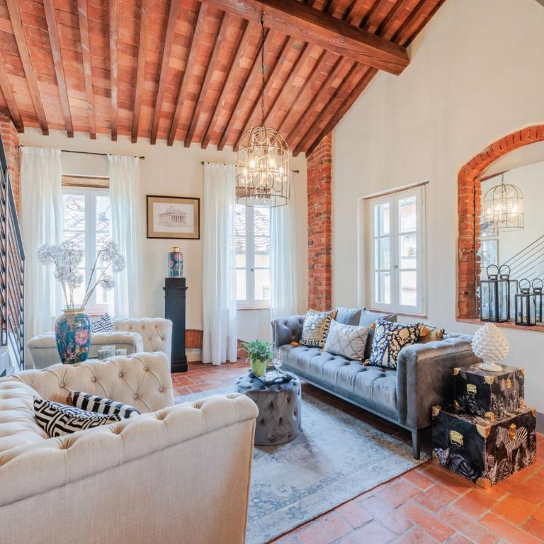 Penthouse in Lucca with Dome Views - Three-Bedroom Apartment - 17