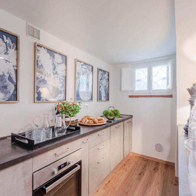 Villa in Lucca near Historic Walls - Villa con 6 Camere da Letto - 45