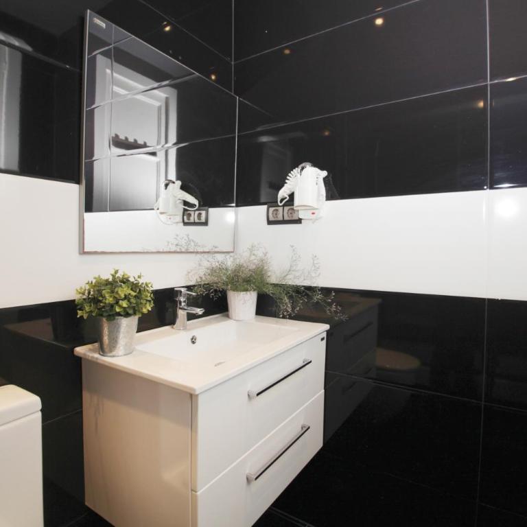 AinB Eixample-Miro Apartments - Apartamento de 2 dormitorios - 44