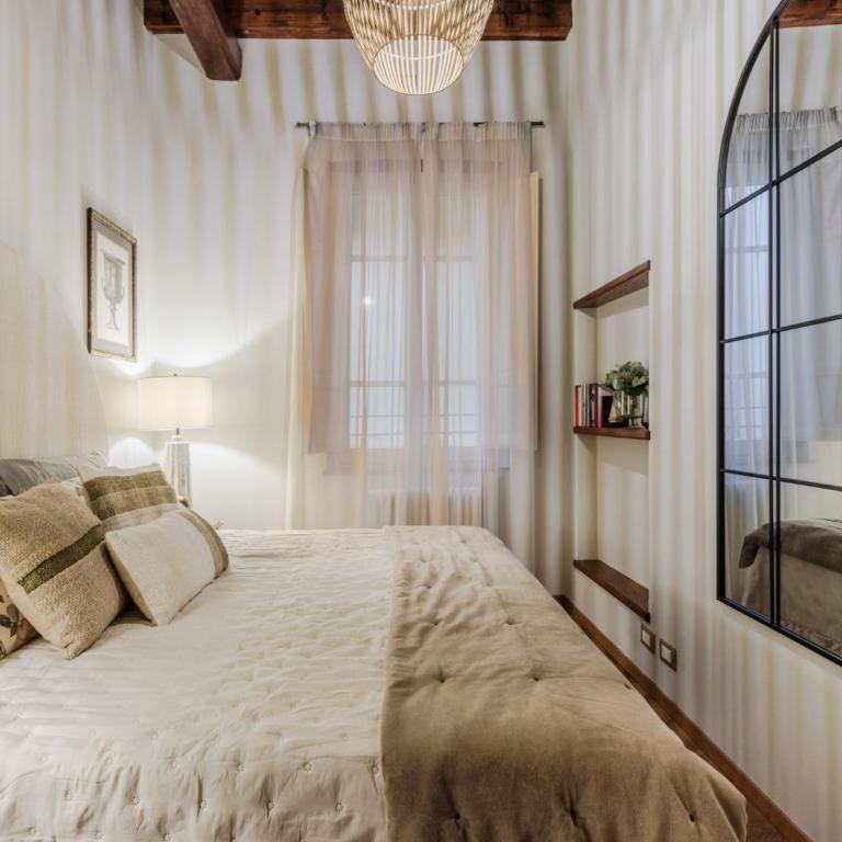 Urban Escape in the Heart of Lucca - Two-Bedroom Apartment - 22