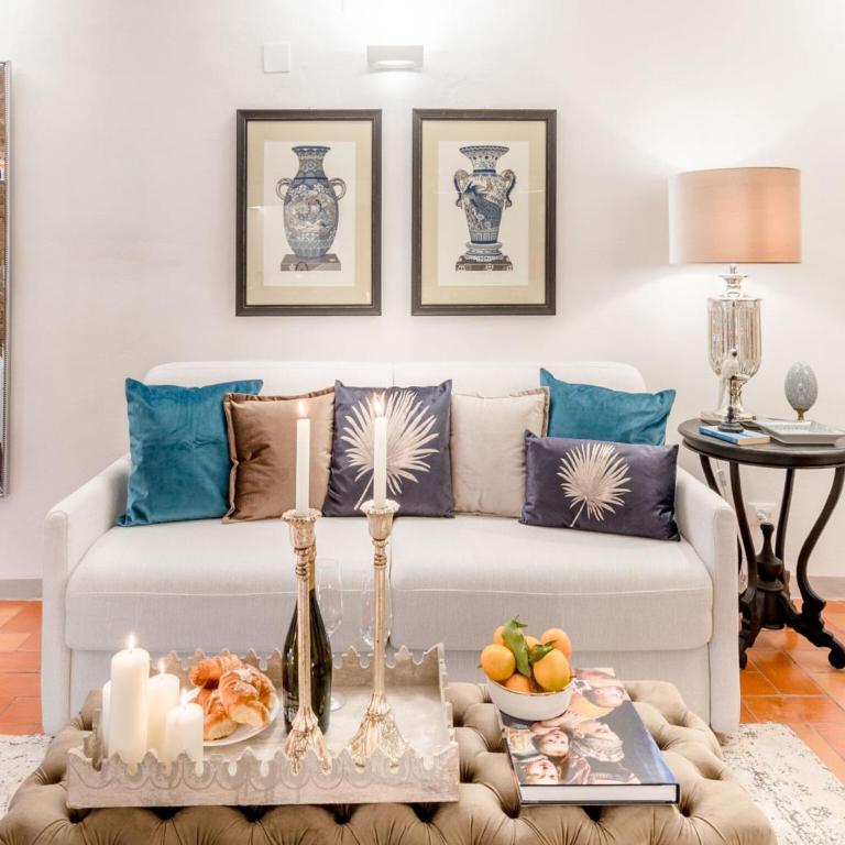 Apartment in Lucca with Piazza Views - One-Bedroom Apartment - 9